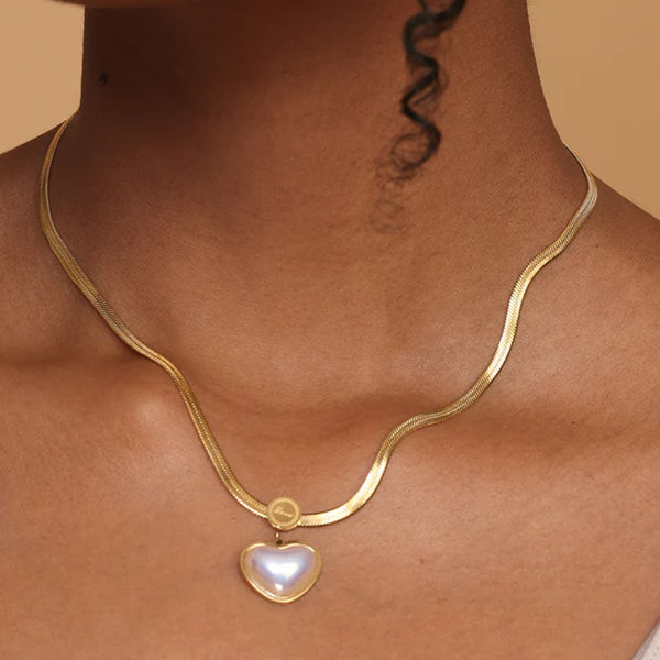 Shop Snake Chain Love Pearl Necklace | 18k Gold Plated Palmonas-1