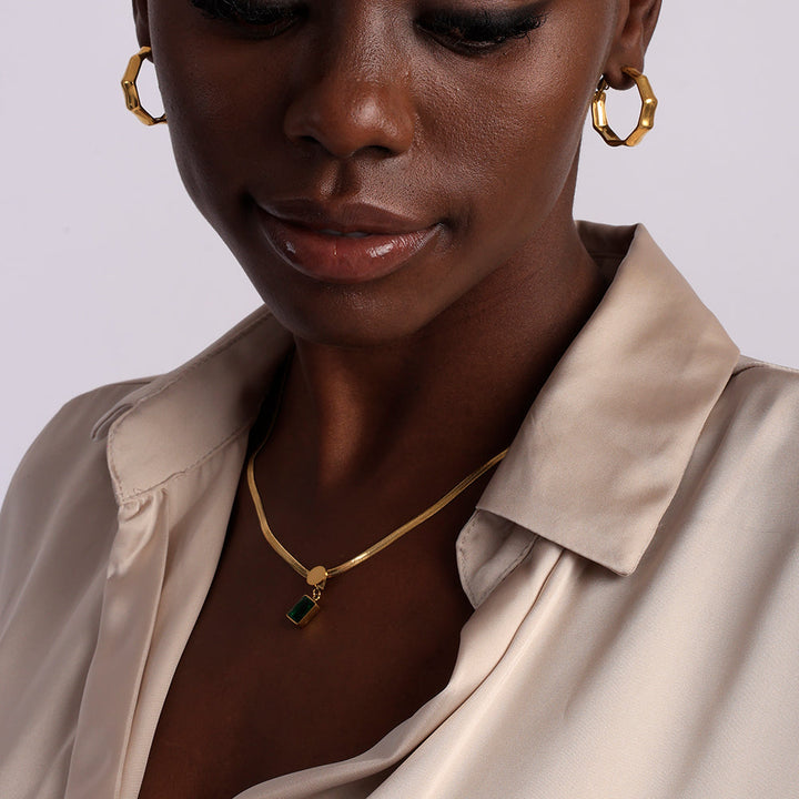 Shop Green Emerald Snake Chain Necklace | 18k Gold Plated Palmonas-1