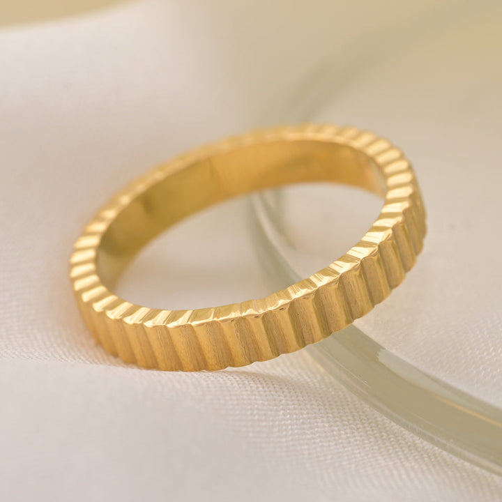 Shop Corrugated Ring Palmonas-2