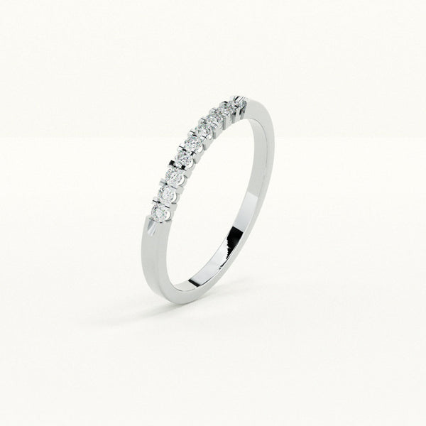 Whispering Light 6KT 0.1 Carat lab-Grown Diamond Band
